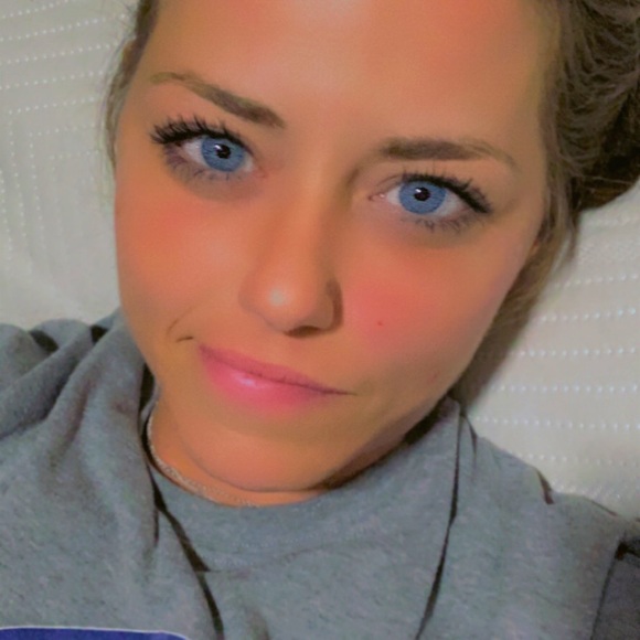 Meet your Posher, Megan - Picture 9 of 11